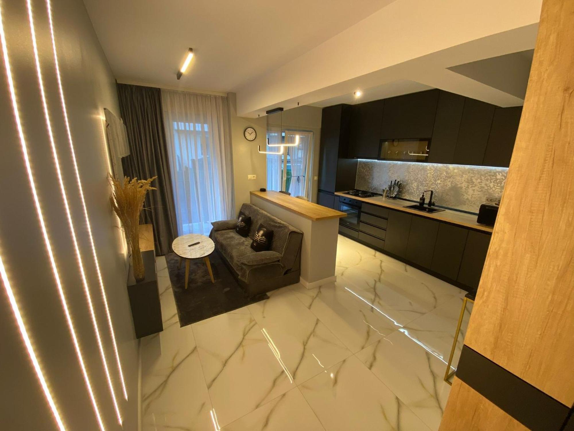 Air Studio & Garden โอโตเปนี ภายนอก รูปภาพ